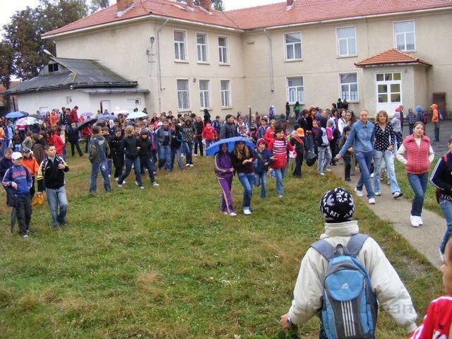 Festivitatea are loc la sala de sport