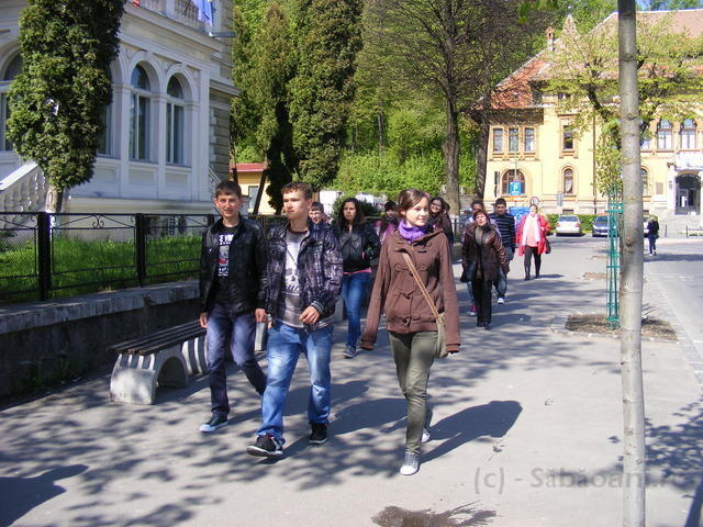 Grupul de elevi din Sabaoani in Brasov