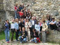 La Cetatea Neamtului din Targu Neamt,elevi,profesori de la scolile partenere din Cluj si din Sabaoani